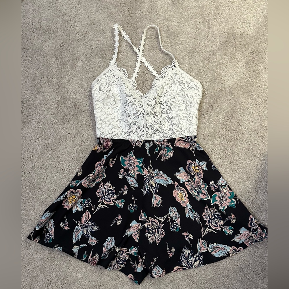 Cute Romper- white flower lace top, floral black bottom- small